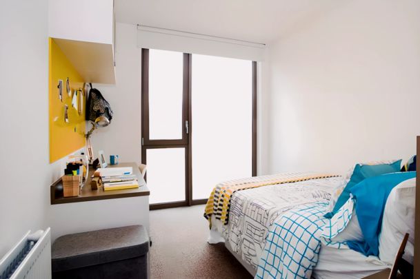 5 Bed En-suite - Photo 1