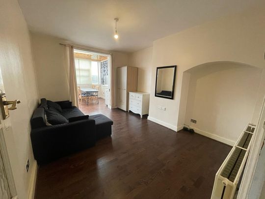 3 bedroom apartment to rent - Photo 1