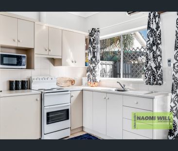 Large, solid brick secure home available soon. Enquiries via EMAIL ... - Photo 5