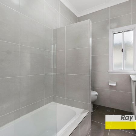 Family Home - Great Location - Photo 3