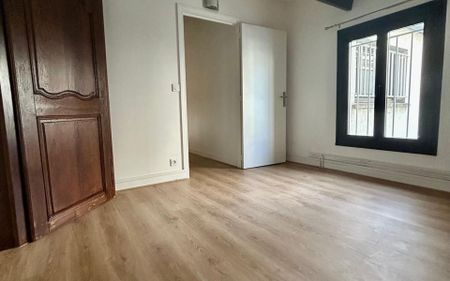 Appartement à louer 4 pièces • 100,86 m2 Paris 16 - Photo 4
