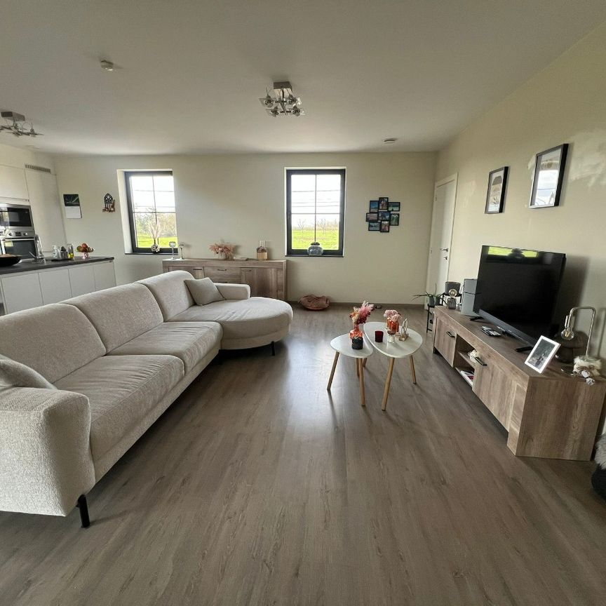 Instapklaar duplexappartement met 3 slpks in Alken - Photo 1