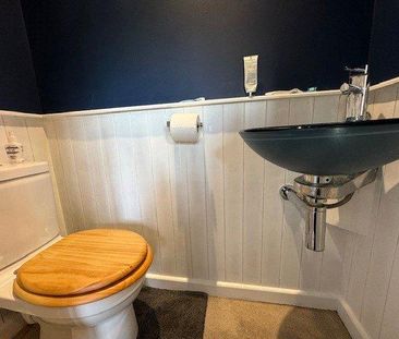 2 bedroom semi-detached house to rent - Photo 4