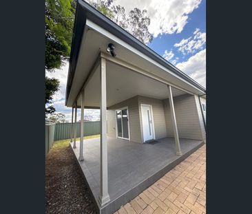 GRANNY FLAT with split system air conditioner - Photo 4