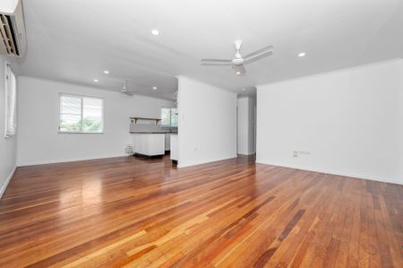 Four Bedroom Home with Pool - Photo 3