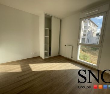 T2 AVEC LOGGIA ET UN PARKING INTERIEUR - Photo 3