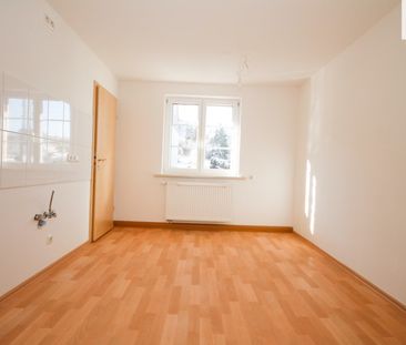 komfortable 2-Raum-Wohnung mit Balkon und Stellplatz in Annaberg OT... - Photo 1