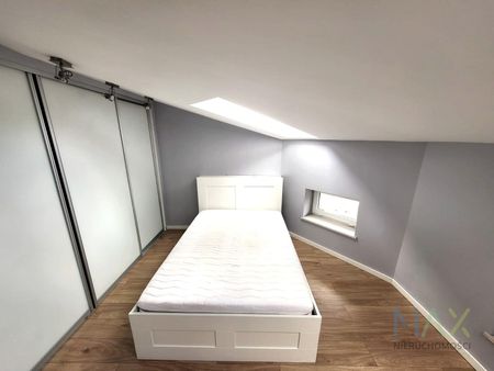 Bardzo duże mieszkanie na poddaszu kamienicy na pograniczu Starego Miasta i Kazimierza - Zdjęcie 5