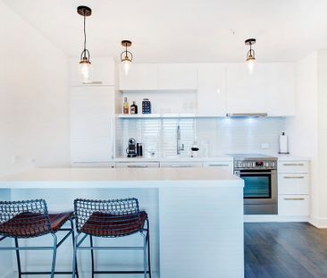 1050 Rue Drummond, Montréal (Ville-Marie), QC H3B - Photo 1