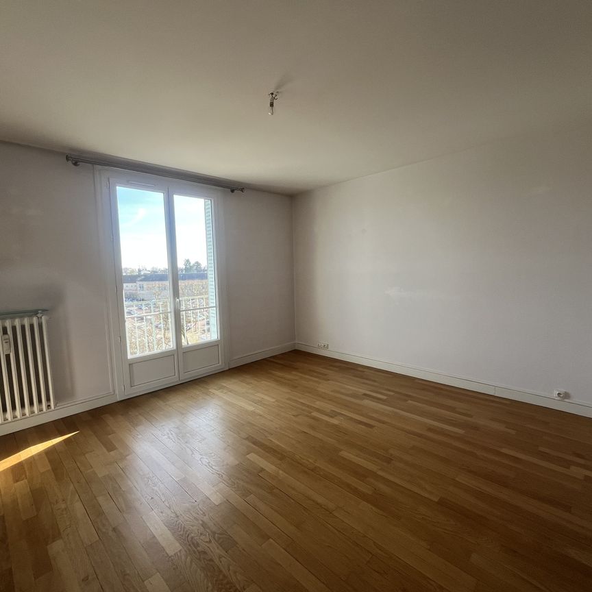 Location Appartement 3 pièces 63m² CHALON SUR SAONE 71100 - Photo 1