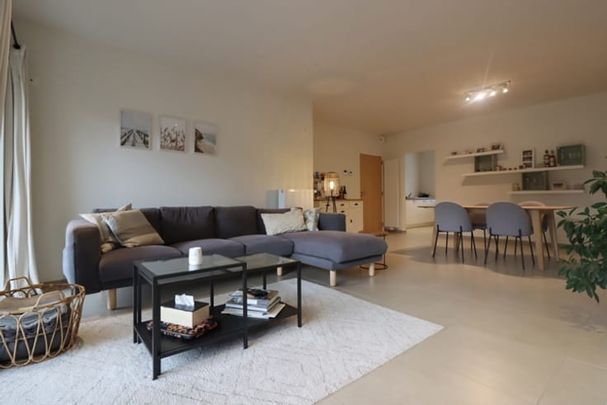 Appartement te huur - Photo 1