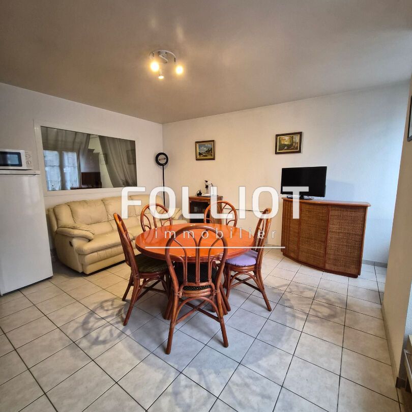 A LOUER - VIRE NORMANDIE- proche commerces - T2 SITU� AU REZ-DE-CHAUSS�E - Photo 1