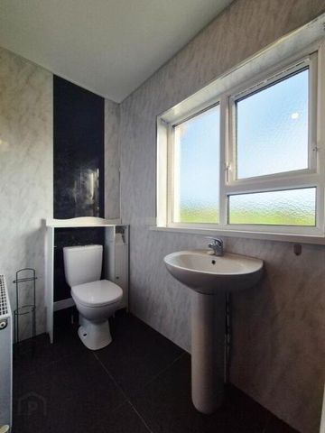 77 Shane Road, Sixmilecross, Omagh, BT79 9EJ - Photo 4