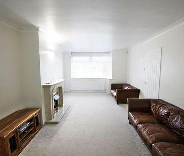 Baron Close, Woolston, WA1 - Photo 2