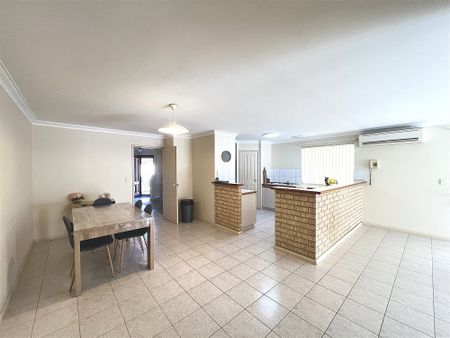 Beautifully Presented Family Home For Rent - Photo 2