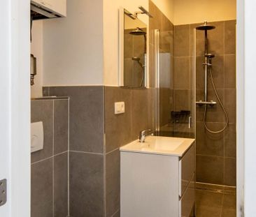 Appartement te huur in Antwerpen voor € 985 met 2 slaapkamers - Photo 5