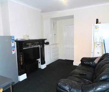 Ensuite Double Room, South, LN5 - Photo 1