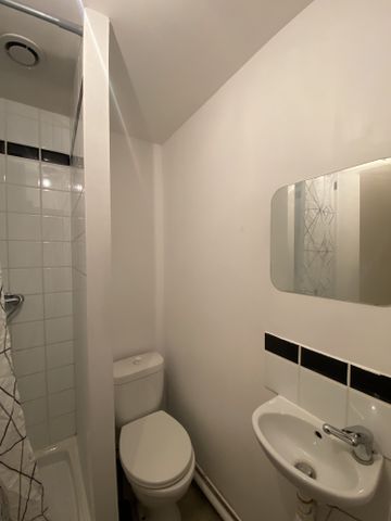 Location Appartement 2 pièces 29m² ROUBAIX 59100 - Photo 5