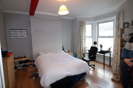 6 Bed Terraced House, Tennyson Road, SO17 - Photo 5