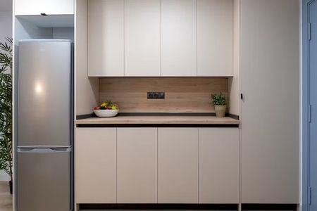 Carrer de Santa Irene, Valencia, Valencian Community 46002 - Photo 2