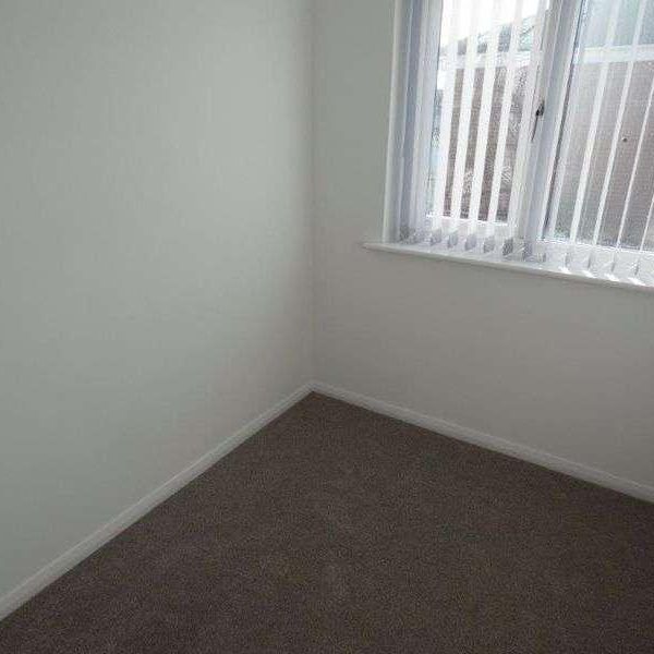 Greenhills, Newcastle Upon Tyne, NE12 - Photo 1