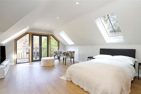 4 bedroom detached house to rent - Photo 5