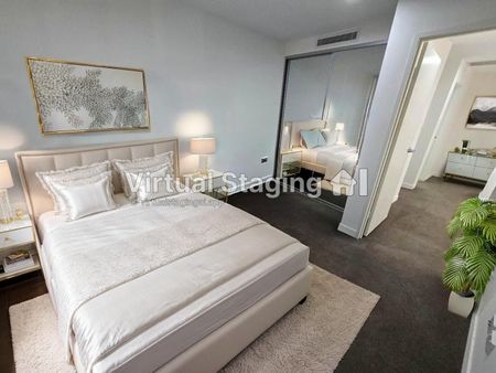 Two bedroom+study fully furnished LOFT with high ceiling and massive external area ready to move in! - Photo 3