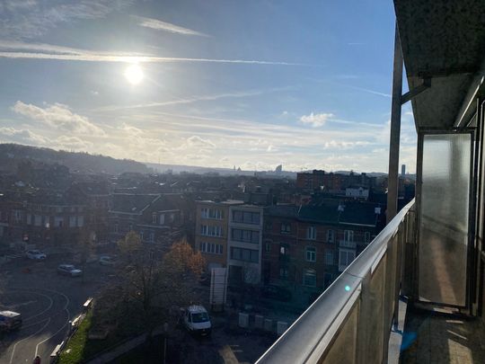 Appartement met twee slaapkamers in Liège - Photo 1