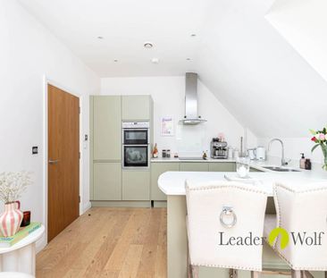 2 bed flat to rent in Meyrick Park Crescent, Bournemouth, BH3 - Photo 3