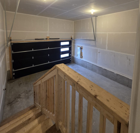 For Lease - 55 Dusenbury Drive, Loyalist, Ontario - Photo 4