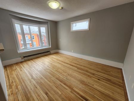 C - 340 Somerset Street E - Photo 2