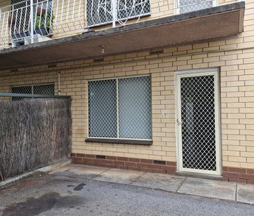 STYLISH GROUND FLOOR LIVING IN PRIME PROSPECT LOCATION - Photo 4