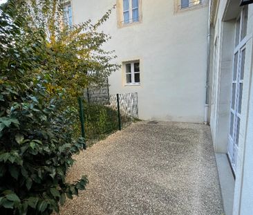 T1 avec terrasse - Photo 5