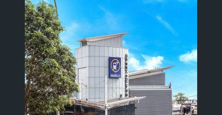 As new Luxury and Stylish Apartment - Photo 3