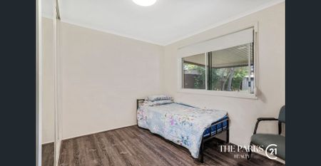 Modern Family Home - Photo 5