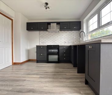 100 Carrigart Crescent, Craigavon, BT65 5EG - Photo 6