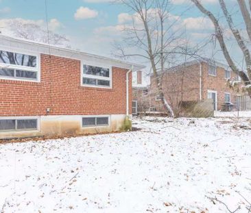 For Lease - 47 Sherwood Forest Drive Unit# Main, Markham, Ontario - Photo 2
