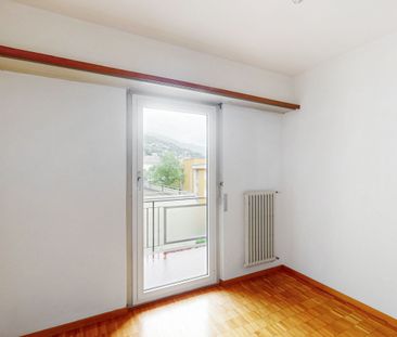 Luminoso 4.5 locali di 85 mq al 4° piano - Foto 2