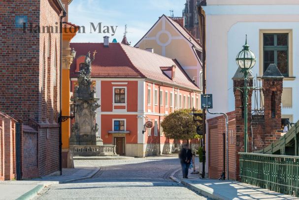 Prestiżowa przestrzeń biurowa do wynajęcia w historycznym Ostrowie Tumskim - Photo 1