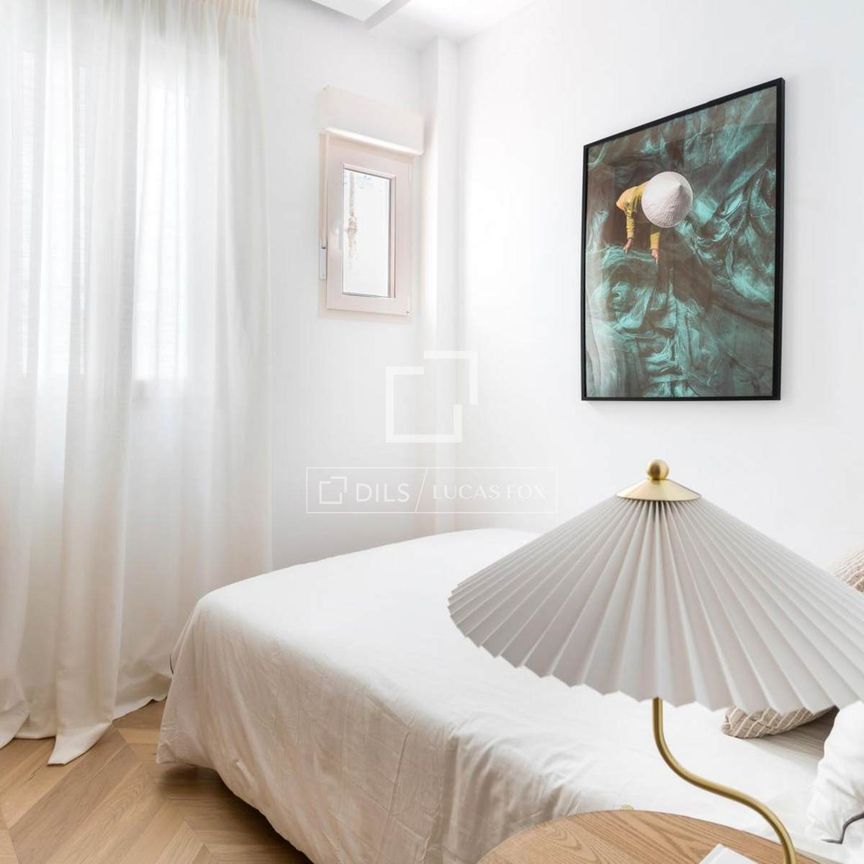 Excellent 2 Bedroom apartment for rent in Trafalgar, Madrid - Photo 1