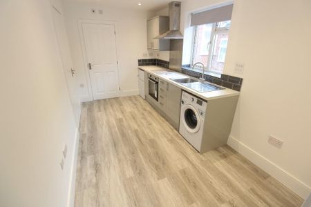 1 bedroom flat to rent - Photo 4