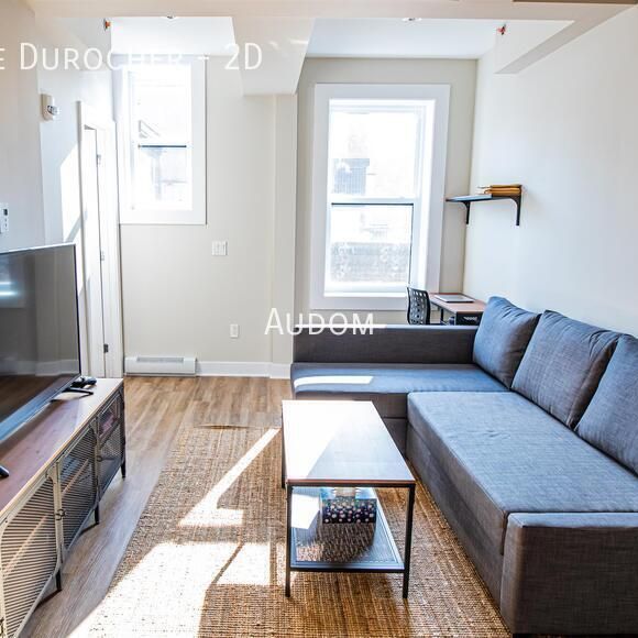 3546 Rue Durocher - 2D - Photo 1