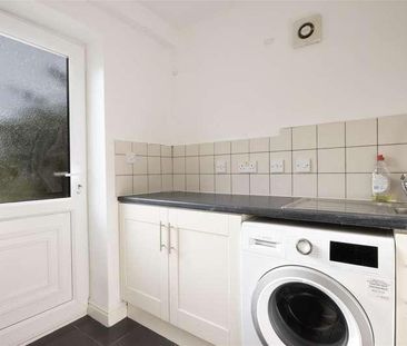 Coupe Lane, Clay Cross, Chesterfield, S45 - Photo 2