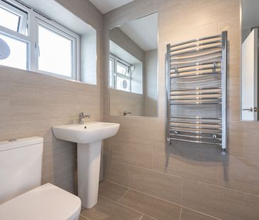 Available unfurnished from 19/12/2025 - Photo 6