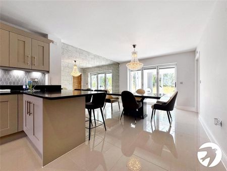 5 bedroom detached house to rent - Photo 5