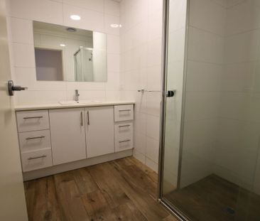 Modern Ground level villa unit - Photo 6