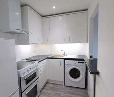 Tudor Court, Old Station Way, Godalming, Surrey, GU7 - Photo 2