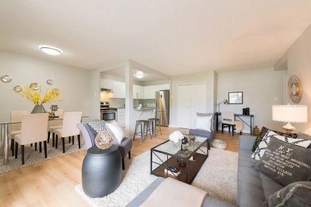 The Stewart — 2 Bedroom, 1 Bathroom - Photo 3