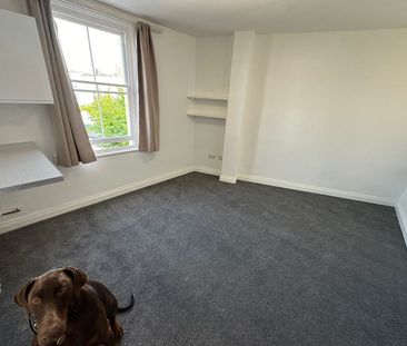 Studio Flat, Thornleigh Road, BS7 - Photo 3