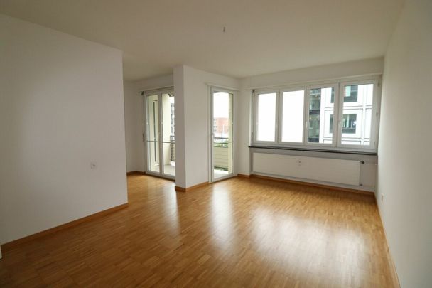 Zwischen SBB und Margarethenpark - helle 3-Zimmerwohnung in Basel - Foto 1